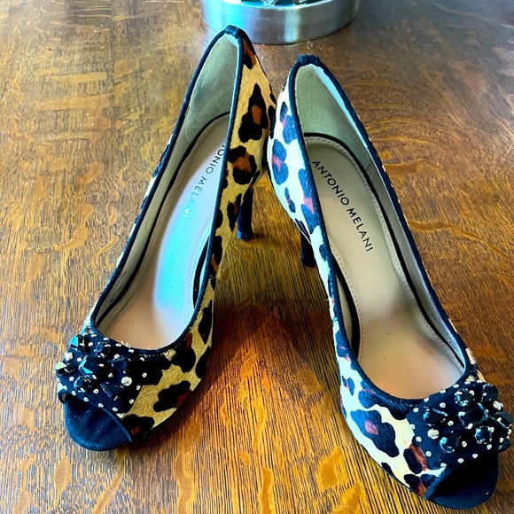 ANTONIO MELANI FAUX FUR HEELS: SIZE 7 - Picture 4 of 4